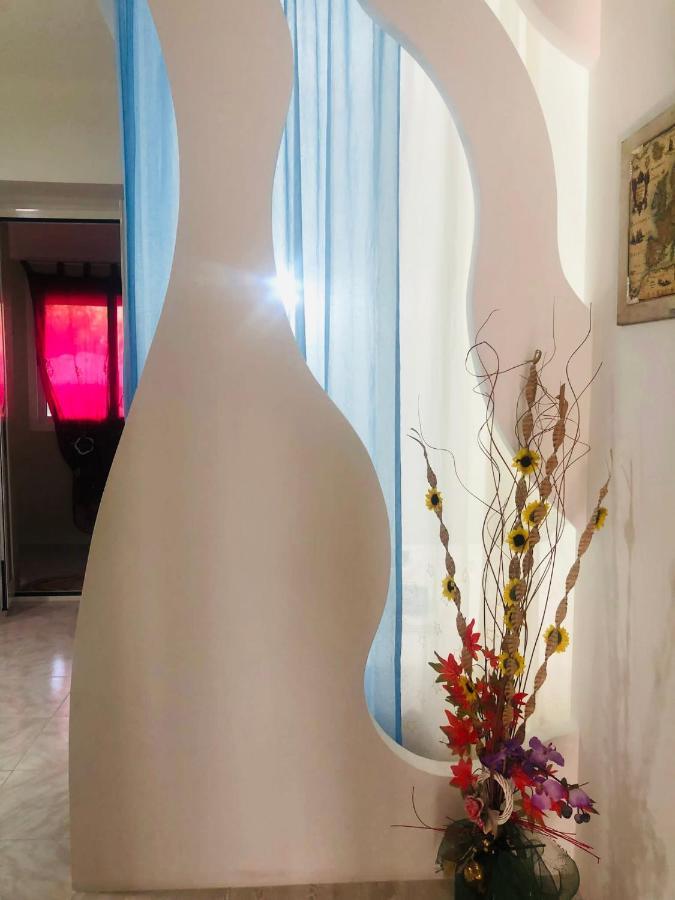 Far West Hotel จิโนซา ภายนอก รูปภาพ
